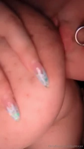 Here with 2 gifts for ya since i ll be away on a trip until the 27th i