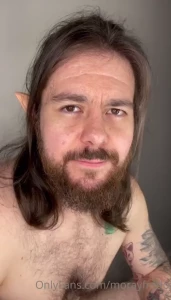 Watch the doctor discover and check all parts and holes of the elf 30