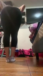 Acabo de llegar del gym creo que se me olvid ponerme algo