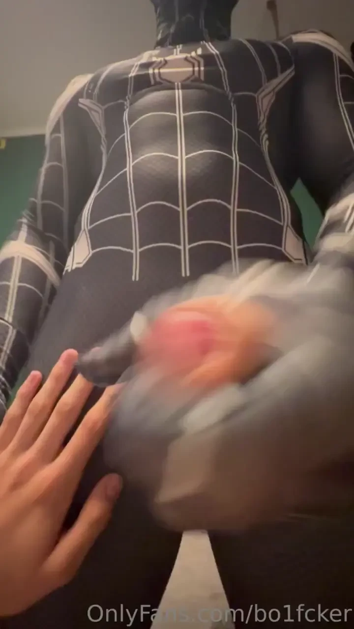 The last thing you get to see before i take your breath with my fat 