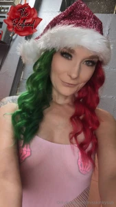 Has this naturally redhead stoner slut been naughty or nice this year