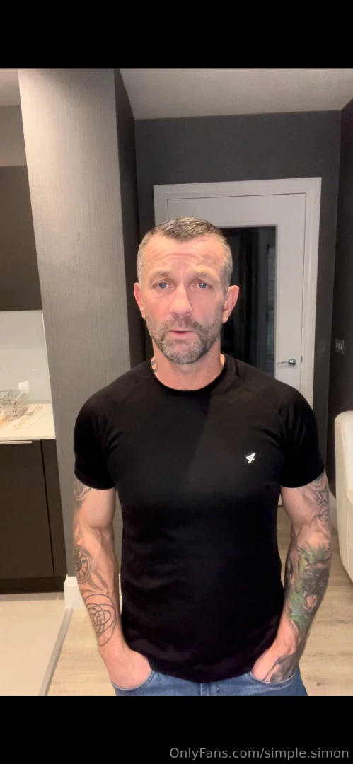 Pov pretending like i didn t see anything but i wanna see again 