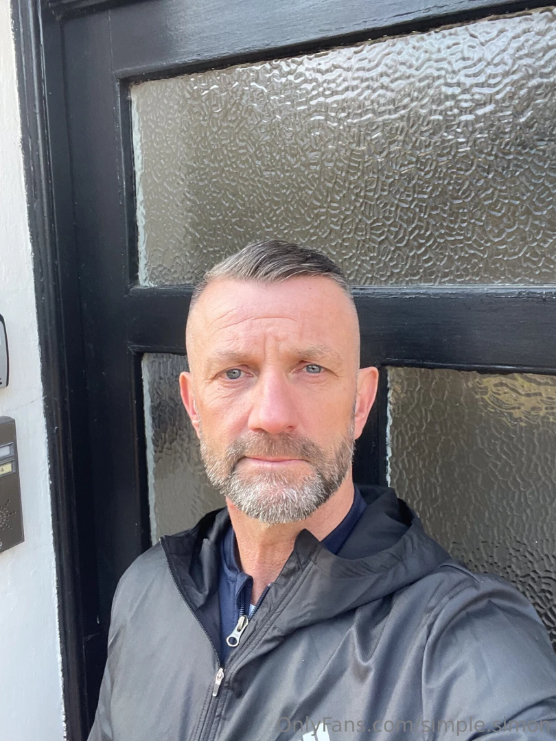 Simple selfie to start the day 