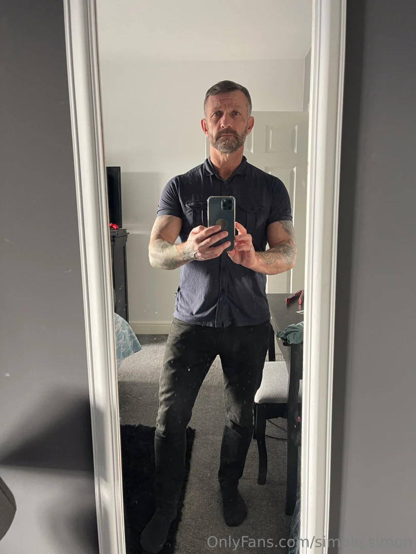 Keeping it real keeping it fun but always keeping it about you 