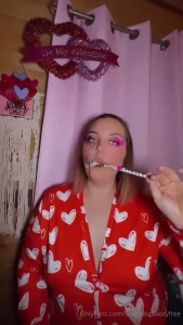 Do you like thick stoner chicks part 7