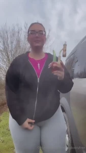 Do you like thick stoner chicks part 5