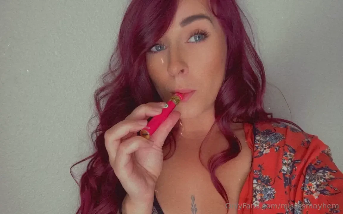 Do you like girls that smoke weed or no 