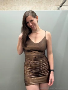 It s fun to just show my pussy part 1