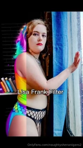 Lisa frank style
