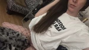 Love long shirts had my girl eat me out last night because she made my