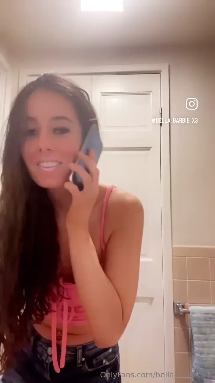 New ig reel bella_barbie_x3 
