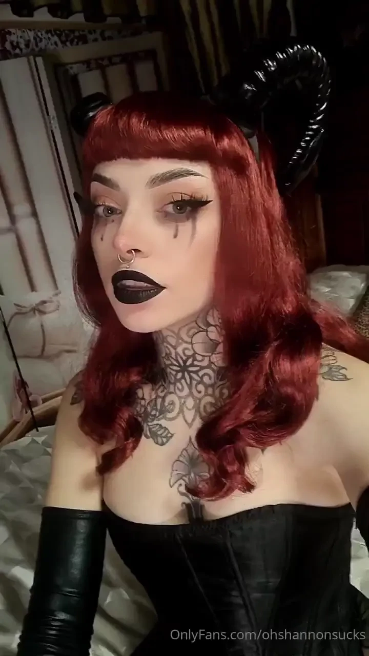 Can i be your demon who is excited for halloween i know i am might go 