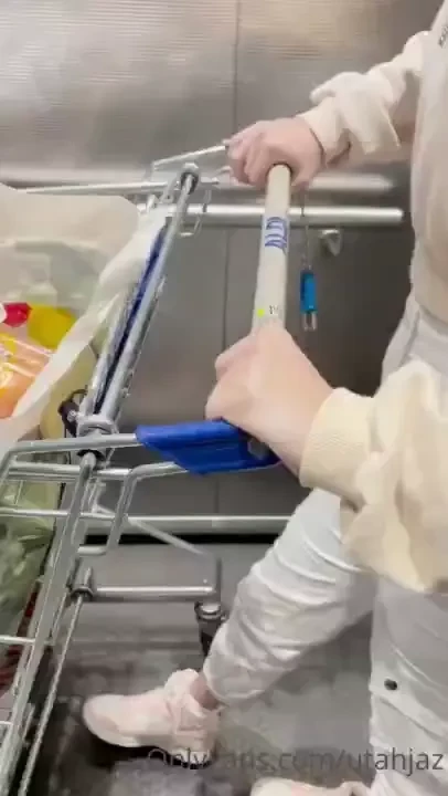 Would you come shopping with me 