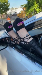 New 2020 09 14 purple pedicure - smoking1 enjoying a cigarette while