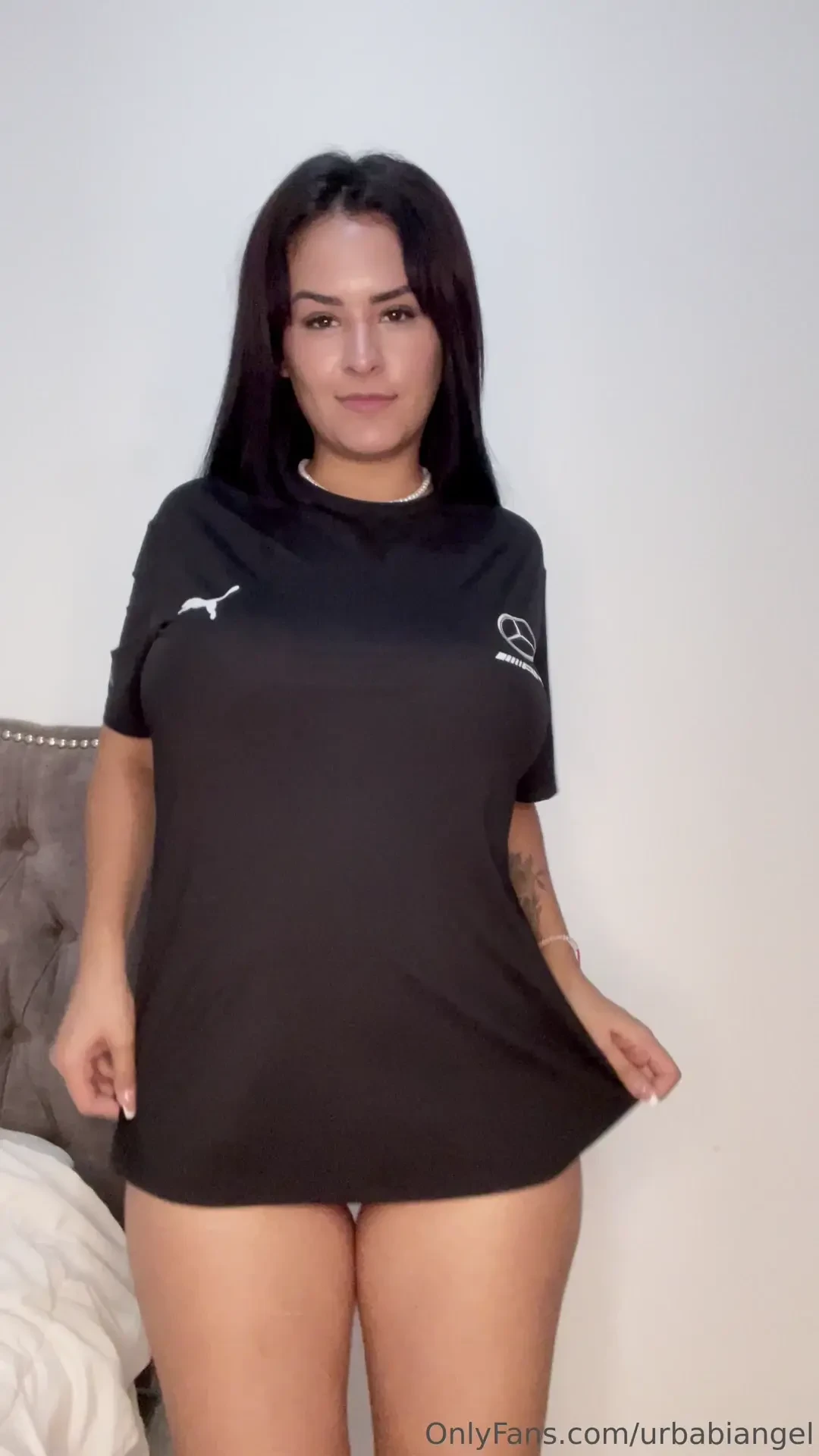 Serving peach with a side of trouble come take a bite 