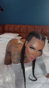 Dobro vece bebe moje uskoro saljem jednu glasovnu dobro obratite