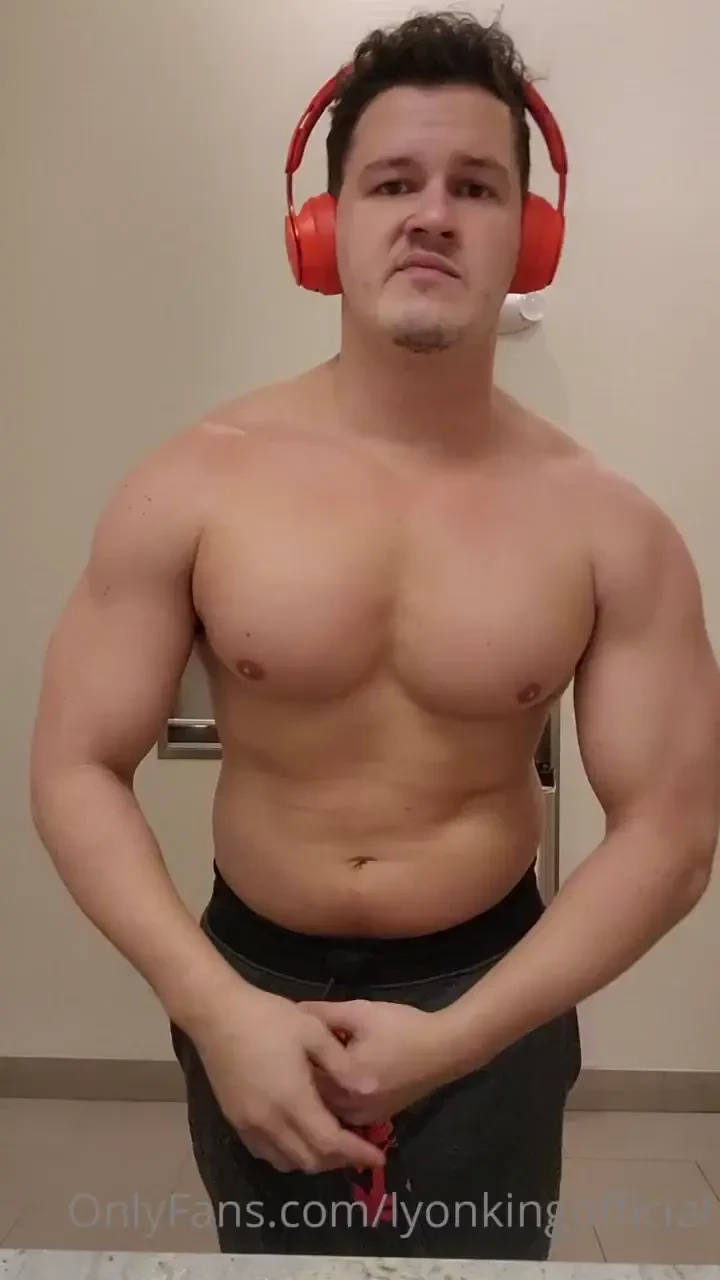 Who wants to rub my muscles after a good work out session 