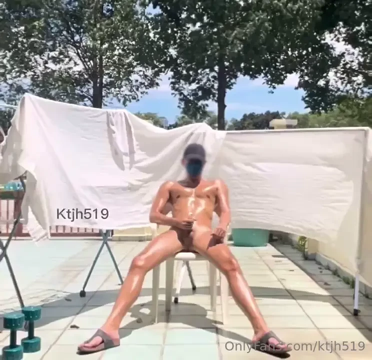 Masturbate under the hot sun sweat and heat make me harder free show 
