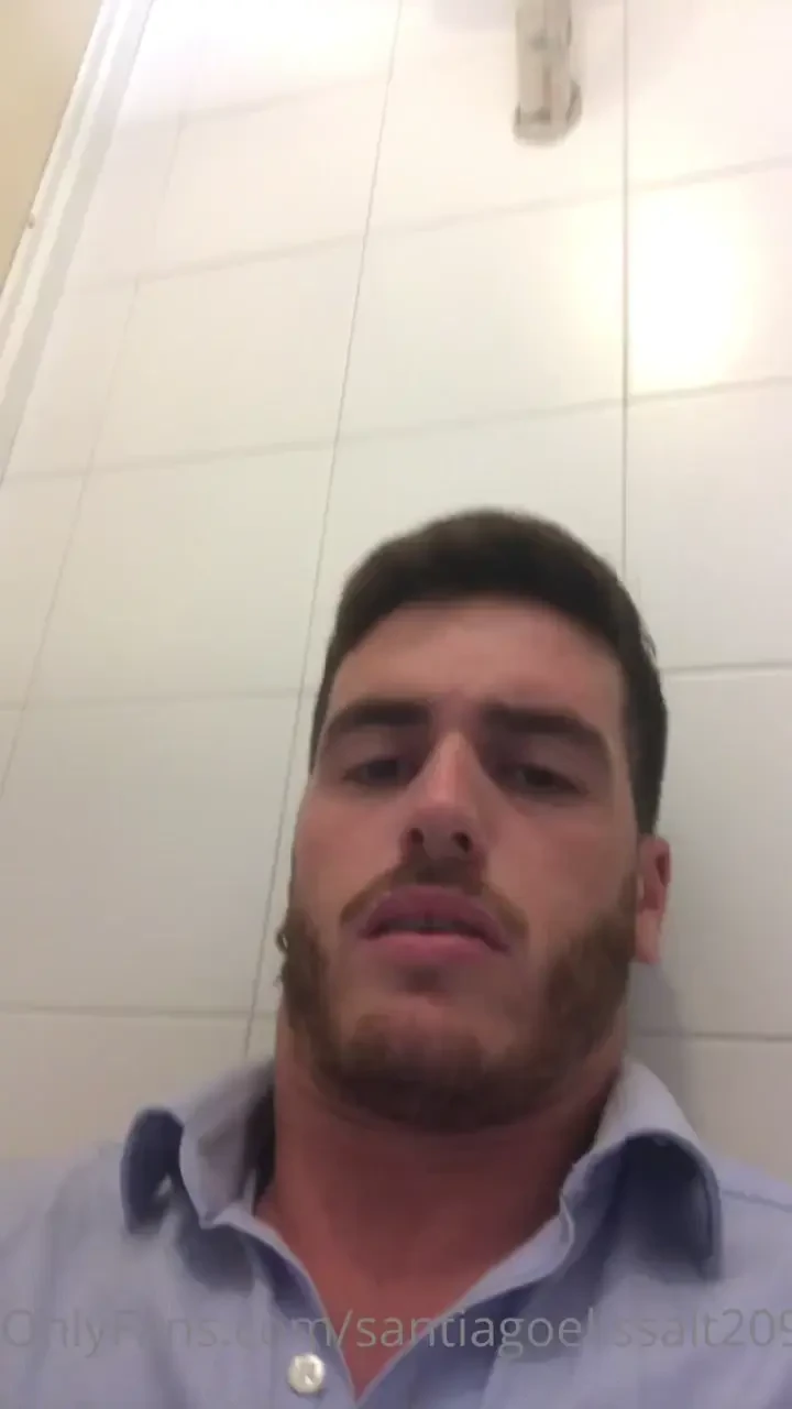 Una de callado en el ba o de la facultad 