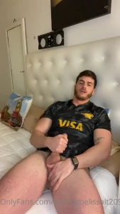 Cansado pero siempre caliente