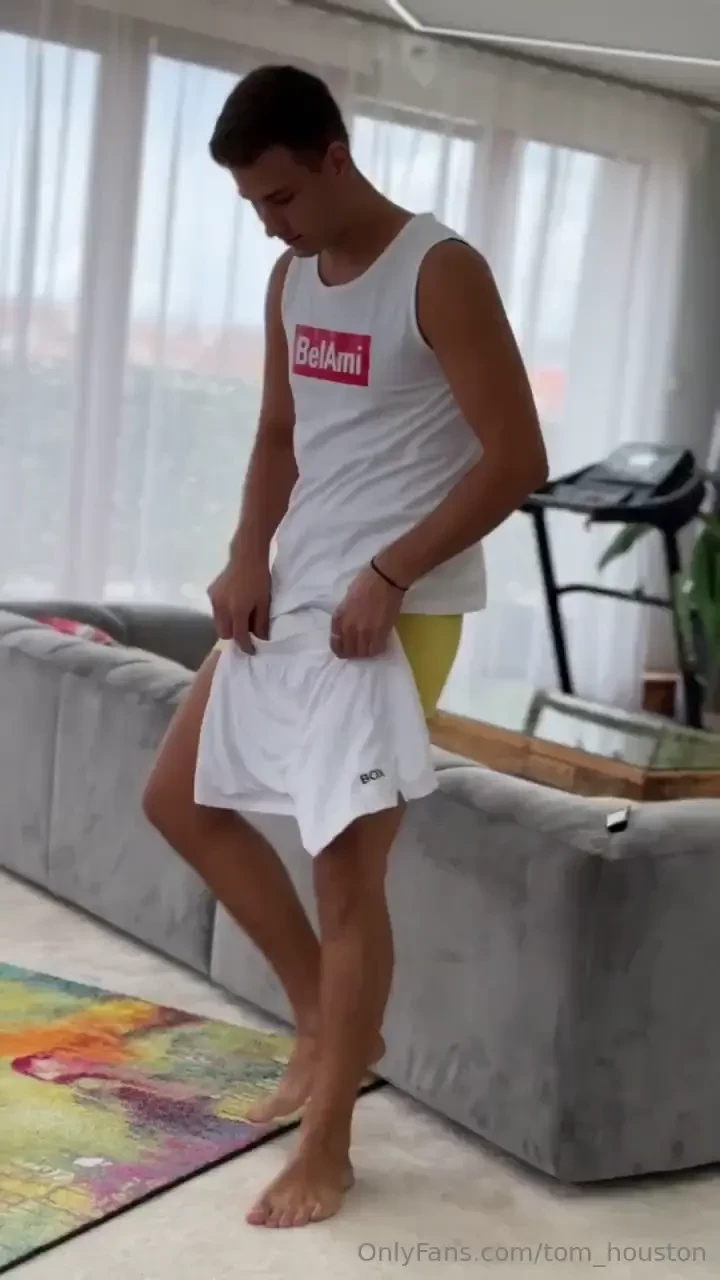 Would you rather watch me undress 