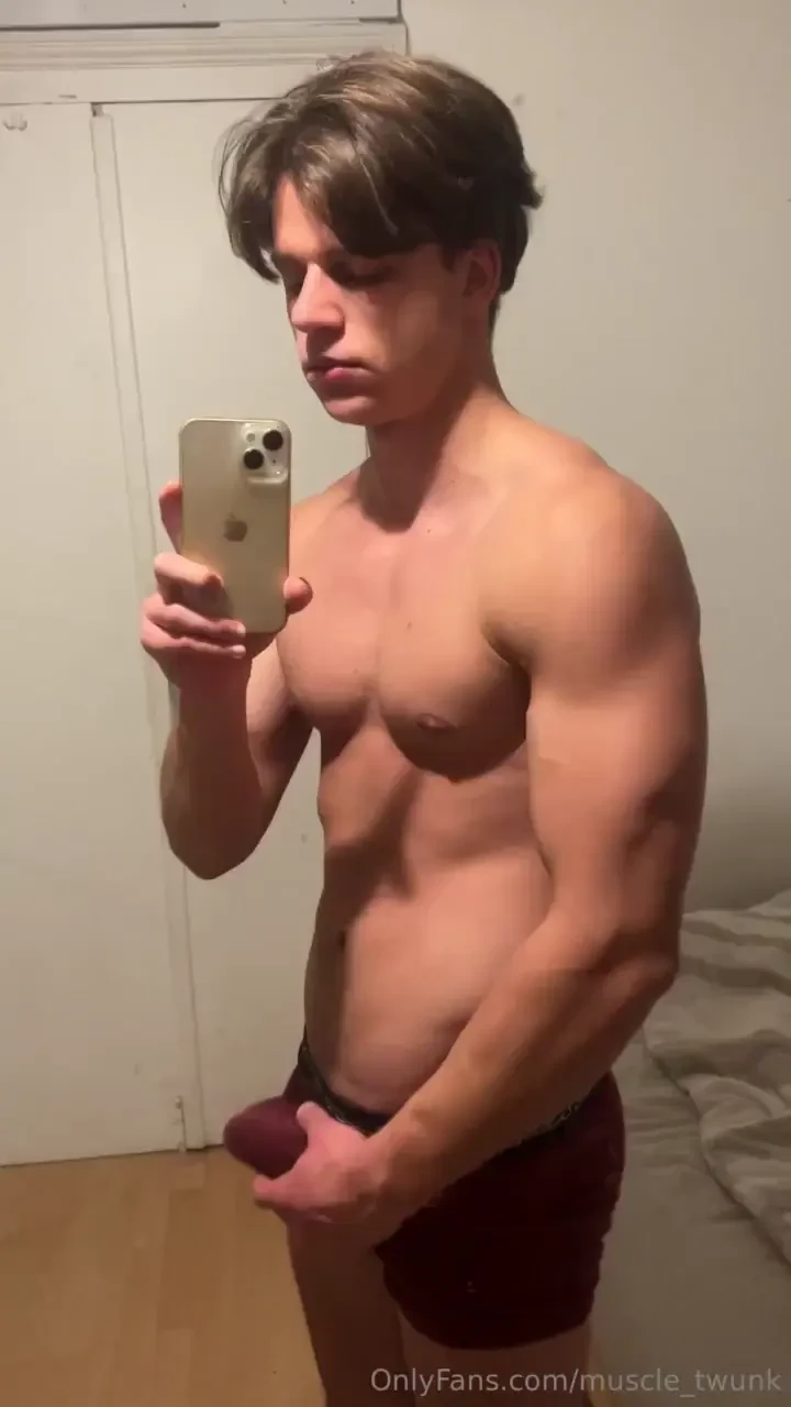 Morning bulge who wants to serve me 
