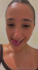I want to suck someone so badd