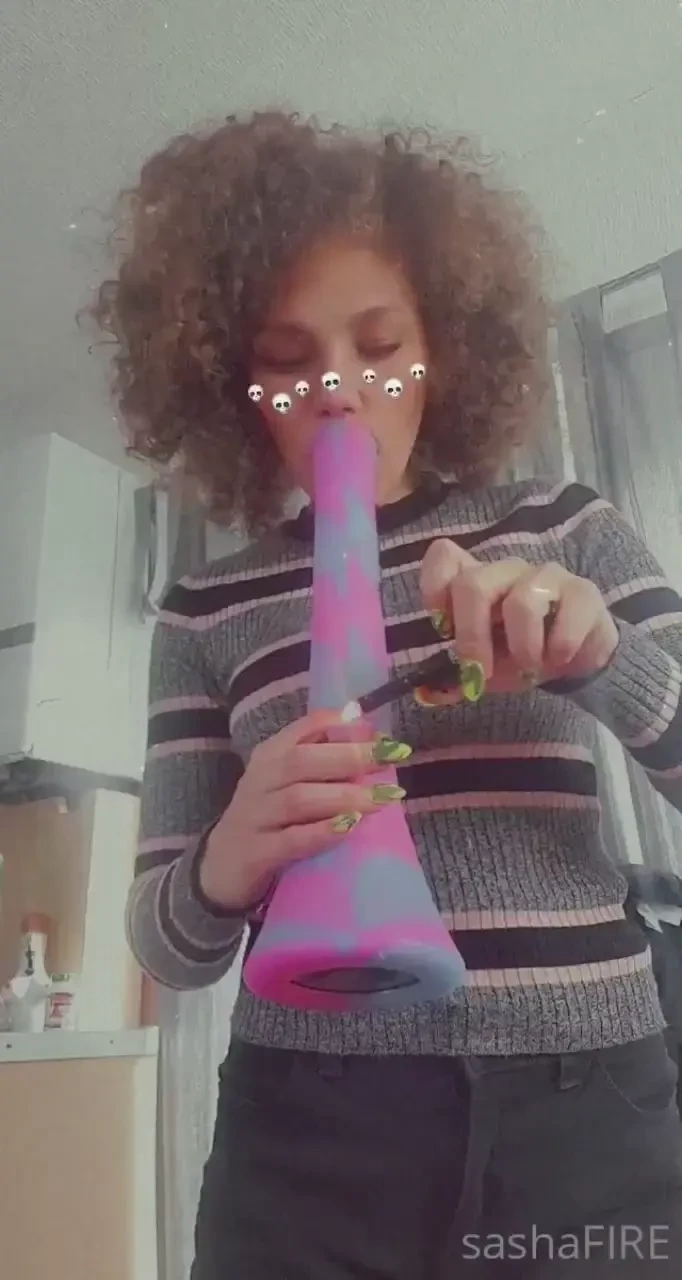 Wearing tooooo many clothes but i look cute 