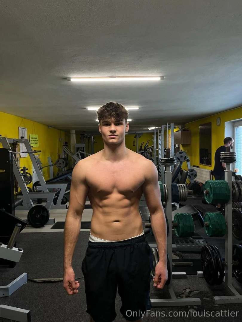 Who knew working out could leave me this exposed 