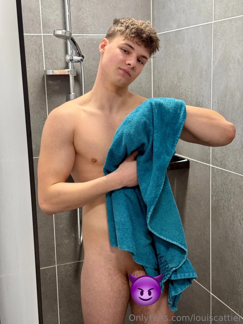 This towel s doing a terrible job hiding all the fun wanna help me fix part 1 