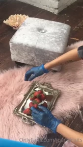 Just some set ups and bts from shooting a private boudoir session part 2