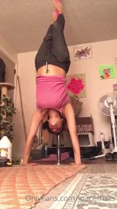 Ya girl just out here in old apt trying to live her best life and