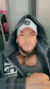 Tell me i m beautiful