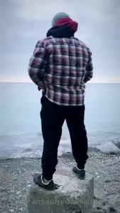 Come watch with daddy
