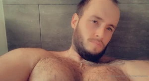 Gimme a hand boy