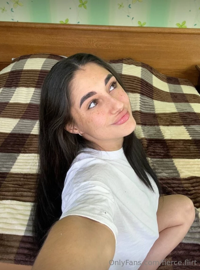 Free subscription 0 bellacakexx she is looking for a big dick write to part 358 