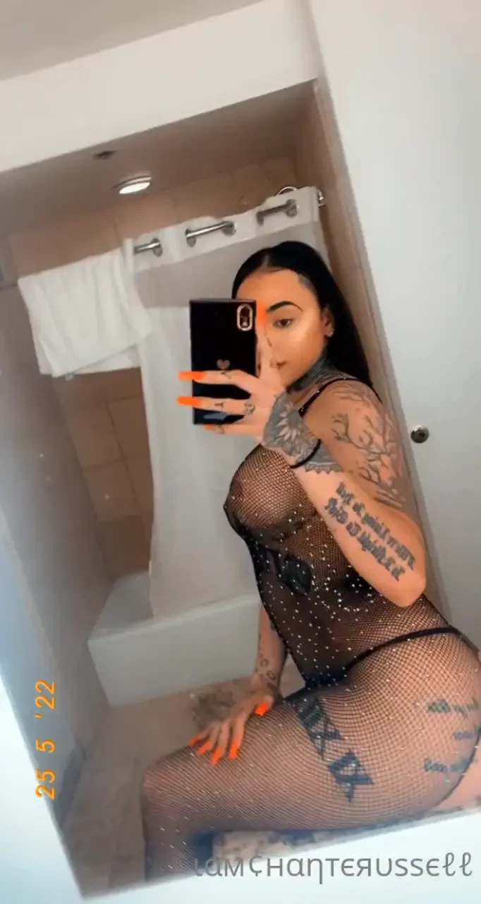 Thirst trap 4 you i love when clients buy me stuff 