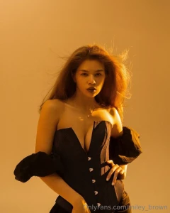 Gonna undress you with just my eyes babe