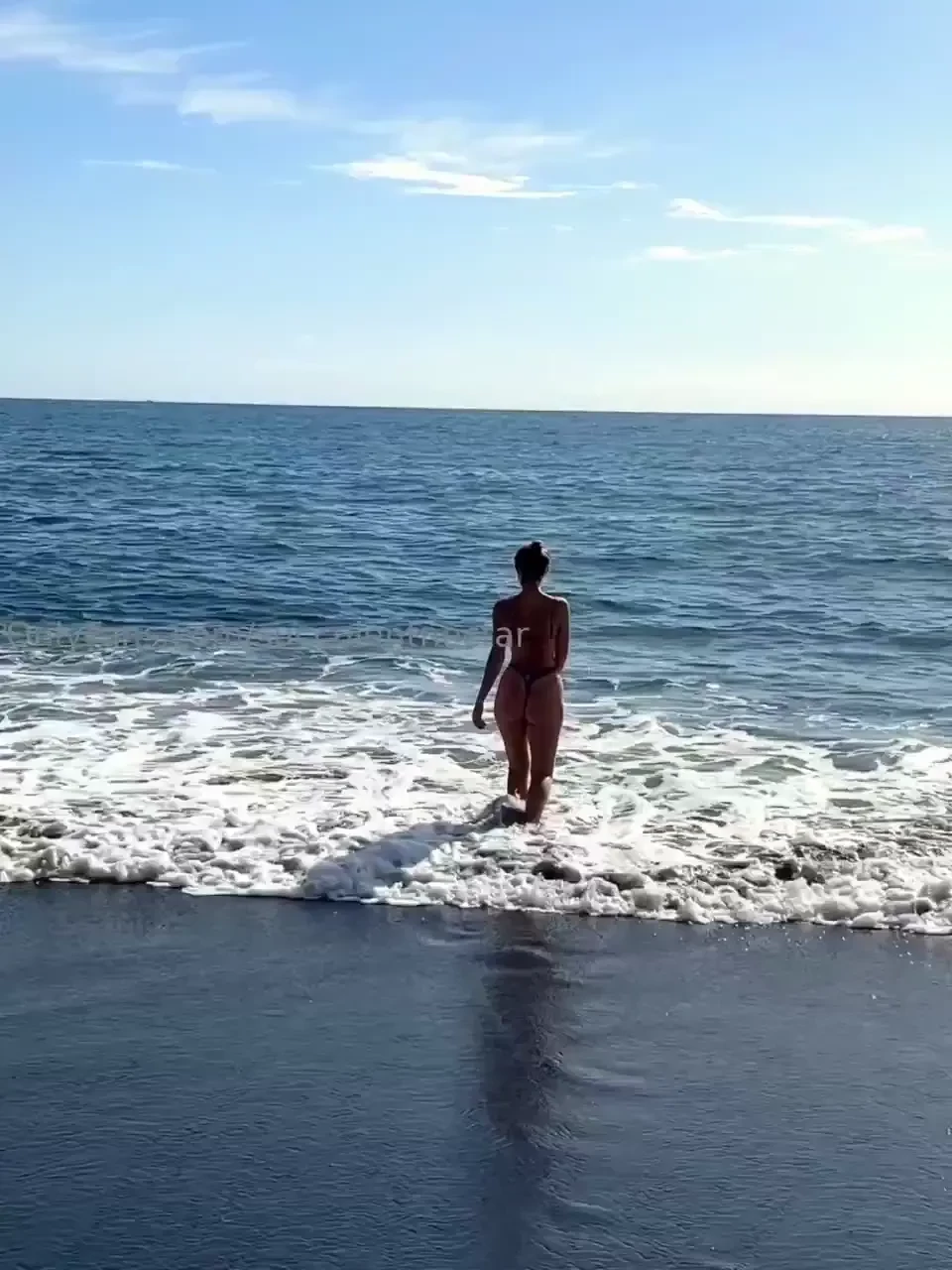 I want to swim in the ocean with you 