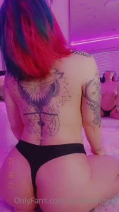 Let me ride your face to the beat