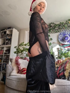 Mrs clause after getting 1 tattoo