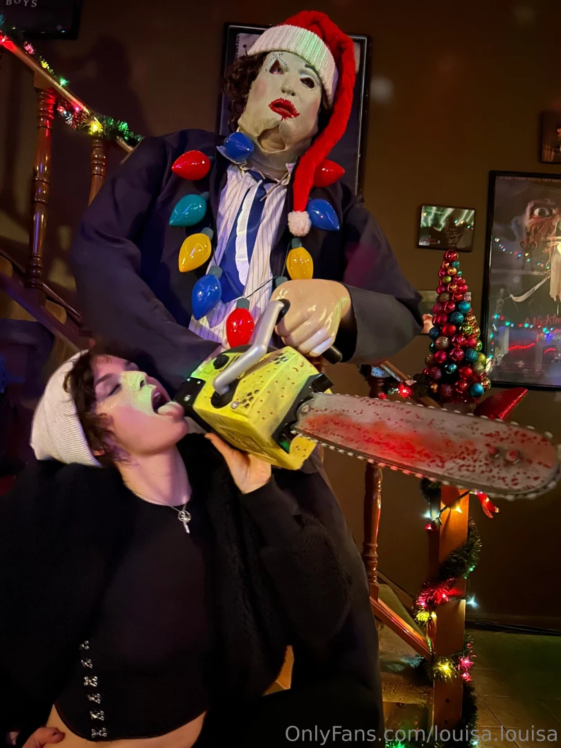 This one s for the other horny horror nerds 