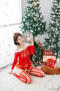 What did you receive from santa have u been good or naughty boy