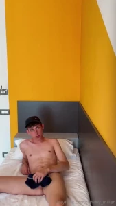 I had to jerk off my cock my balls were so full do you want to see it