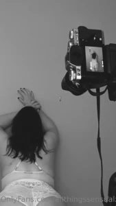 Dozens of photos going out tomorrow allthingssensualxx