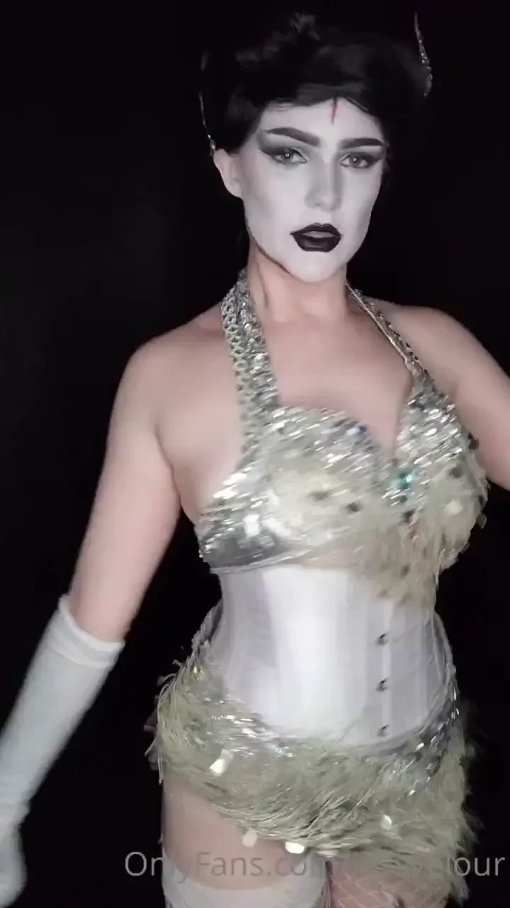 Dunno how to edit videos for shit but here u go 