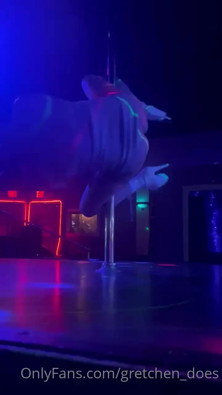 Fucking the pole up 
