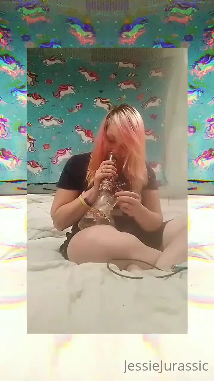 All i do is smoke weed 
