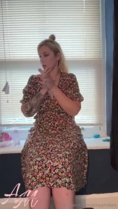 It s been a horny hump day for me today even having builders in the