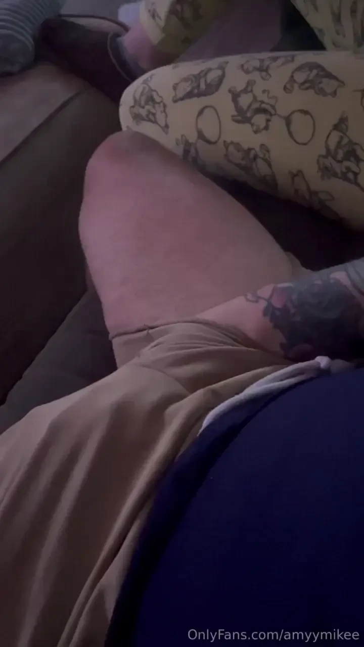 Netflix and chill or netflix in the background whilst i suck your cock 